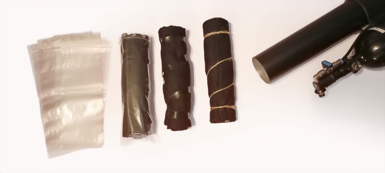 Air Cannon - fixace trička - PVC sáček - PVC páska - provázek